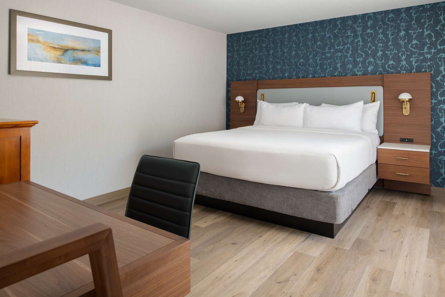 2 Rooms, Suite