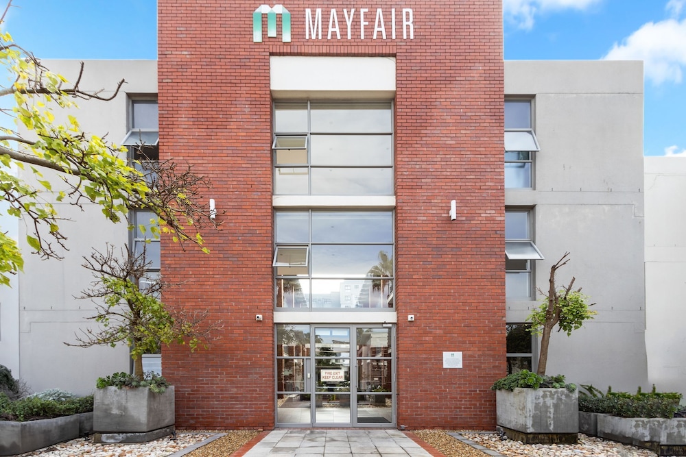 Mayfair Luxury Apartments 2/50