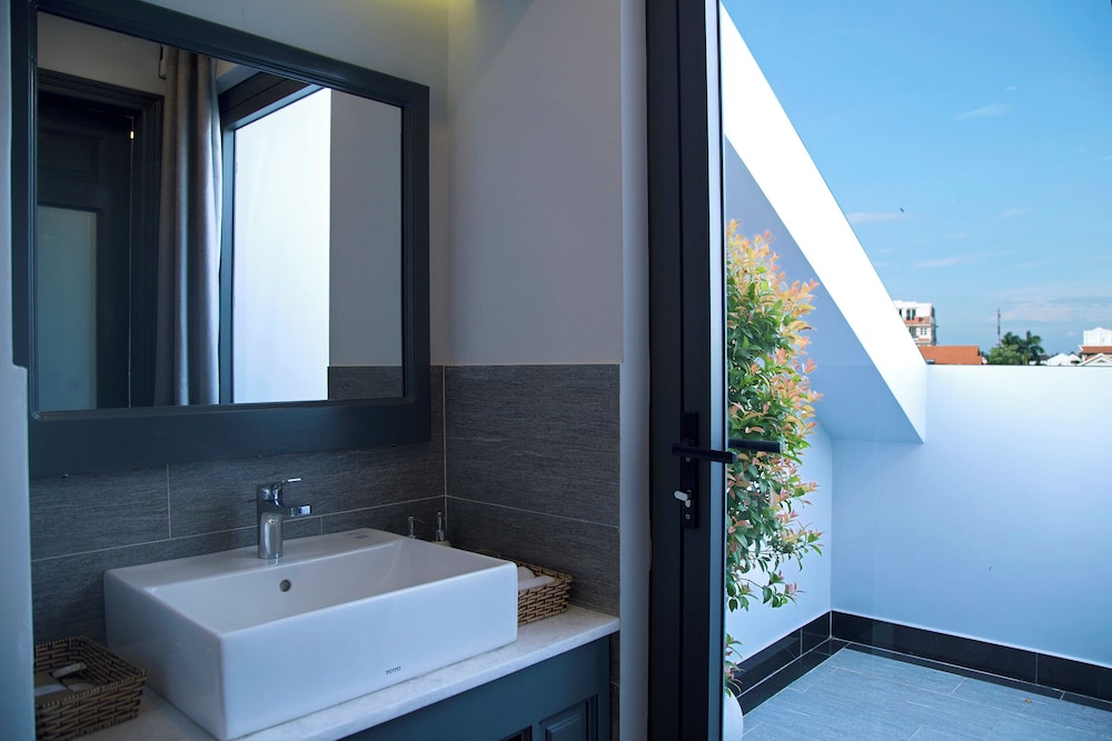 Ivy Villa 46/49