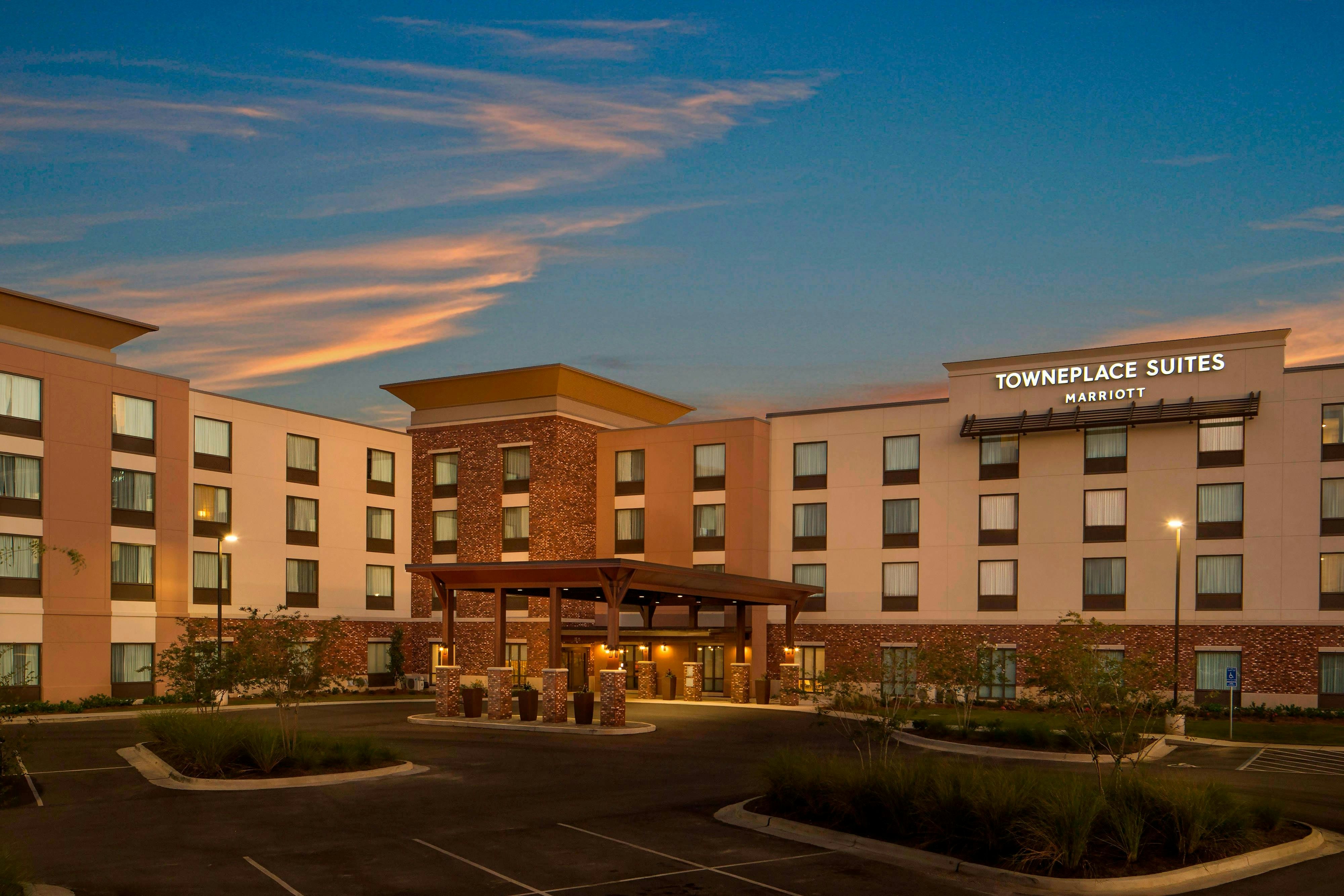 Towneplace Suites By Marriott Foley At Owa 4/24