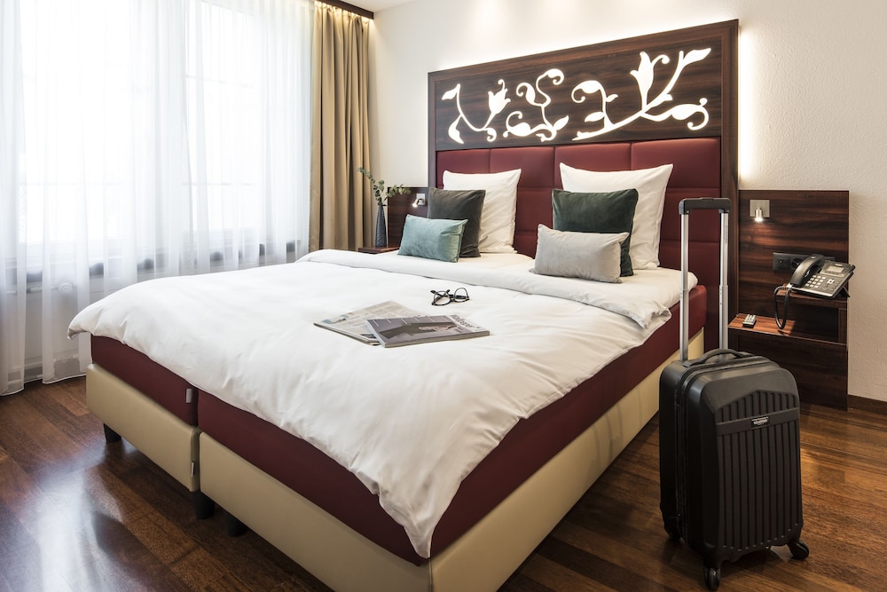Scheuble Hotel 14/62