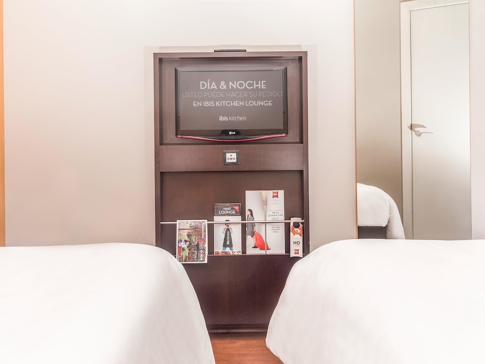 Ibis Asuncion 16/69