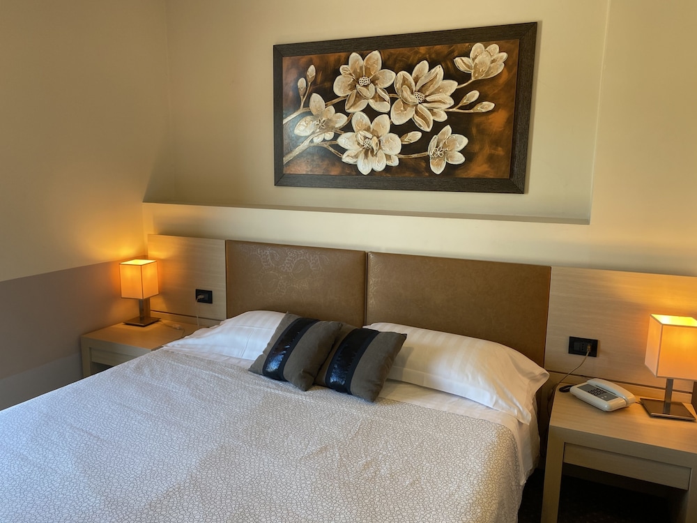 Domus Park Hotel 26/68