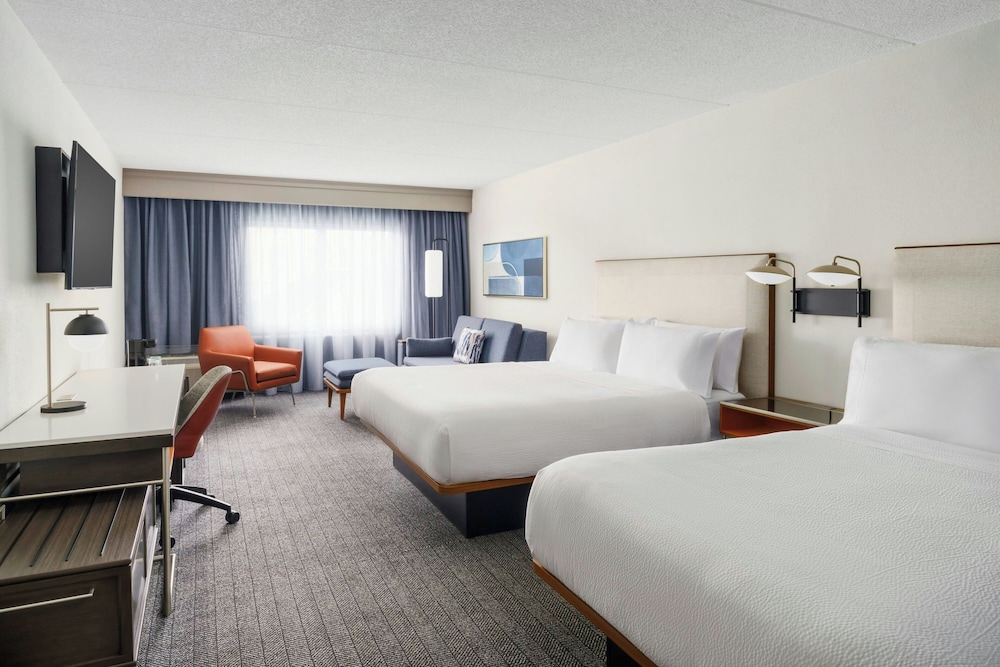 Room at Courtyard Chicago Midway Airport, CHICAGO - IL