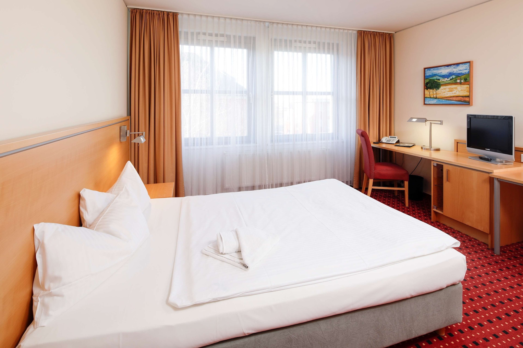 BUSINESS, TWIN BEDS