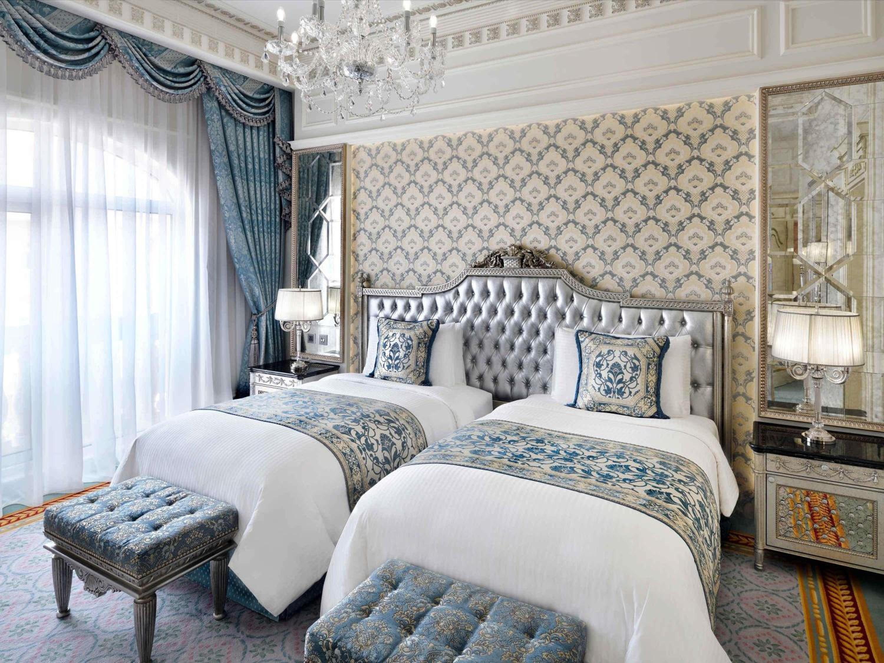 Raffles, Presidential, Suite, King Bed, Balcony, Lounge Access