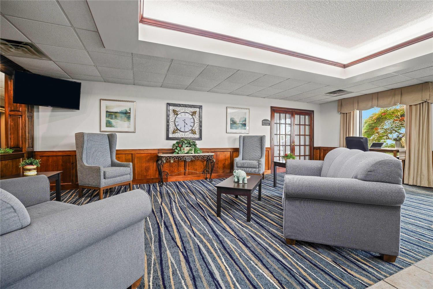 Baymont by Wyndham Madisonville 5/12