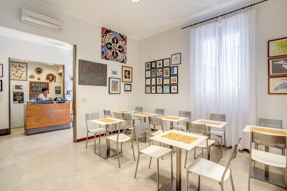 Hotel Nuova Italia 18/21