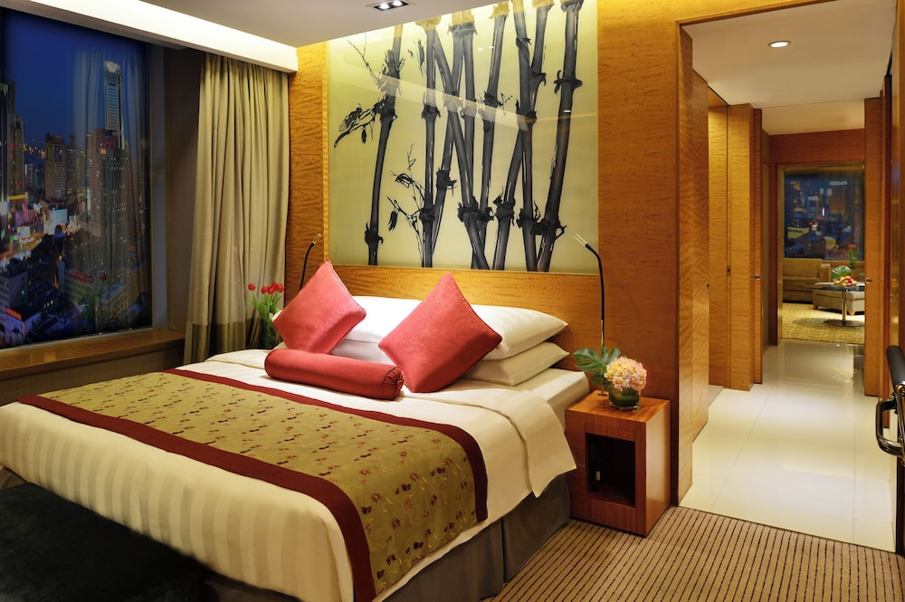 DELUXE, SUITE, KING BED