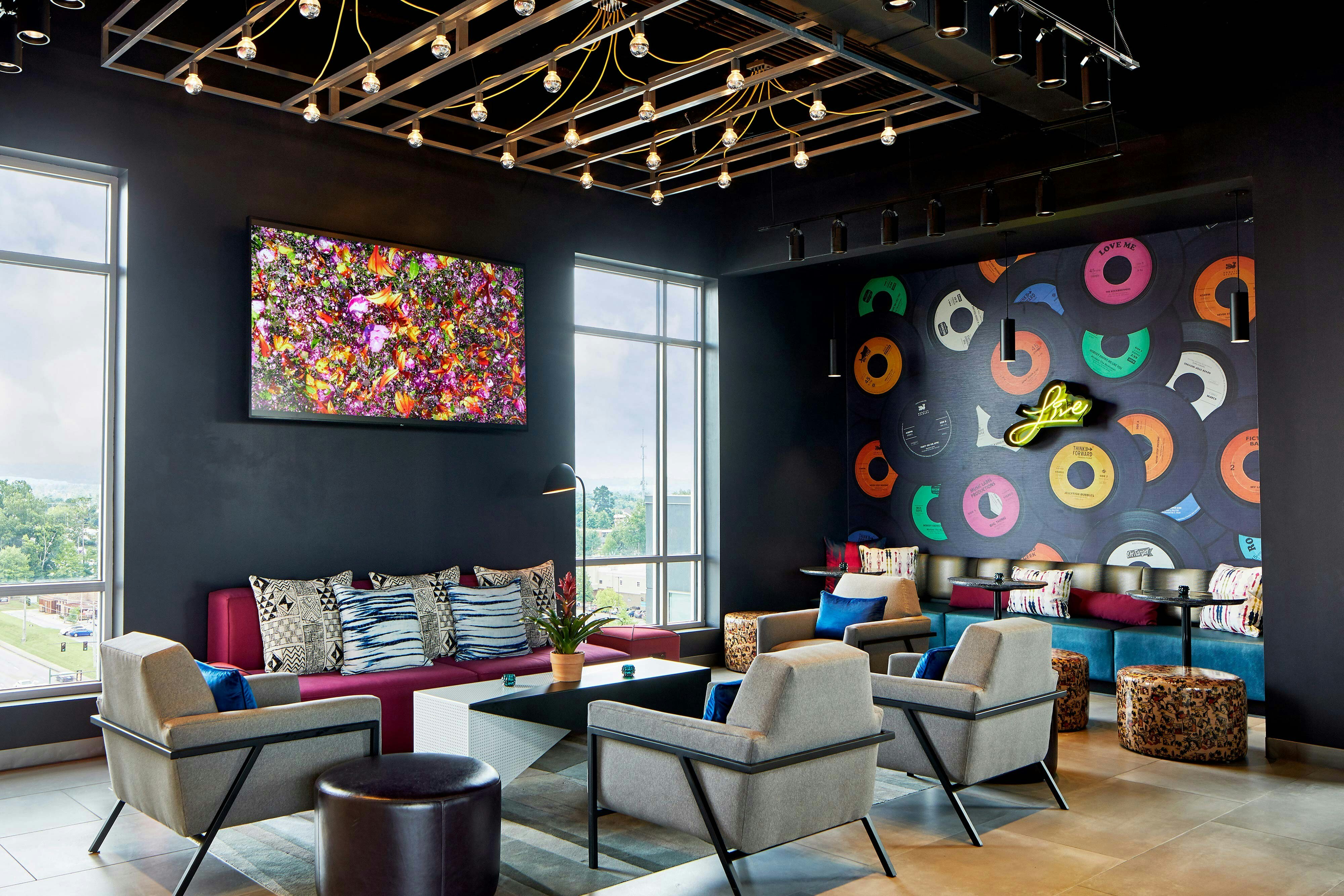Aloft Chattanooga Hamilton Place 29/62