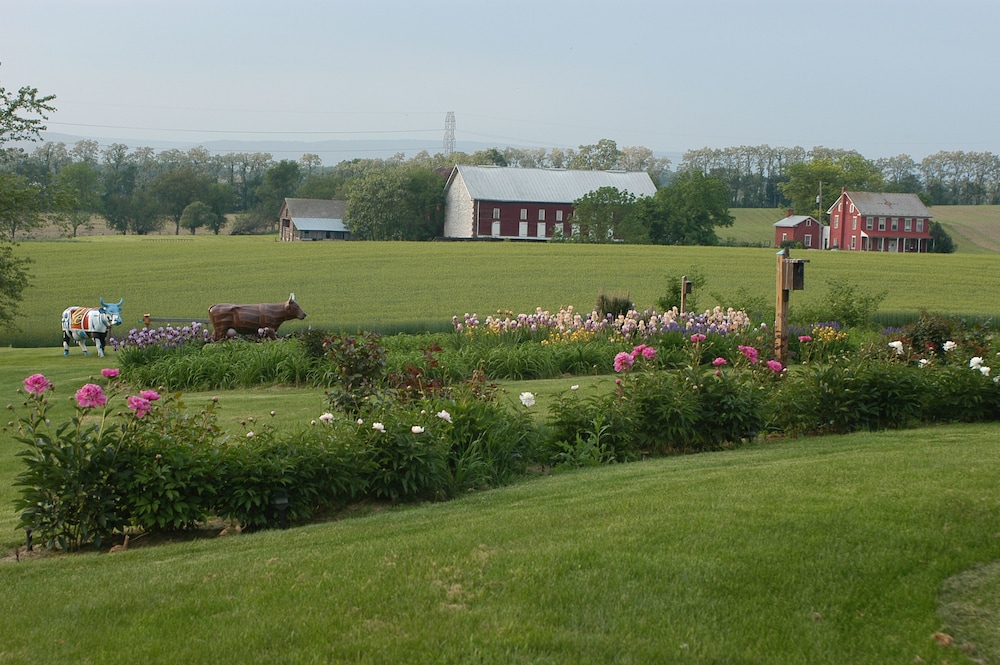 Annville Inn Bed and Breakfast 42/50
