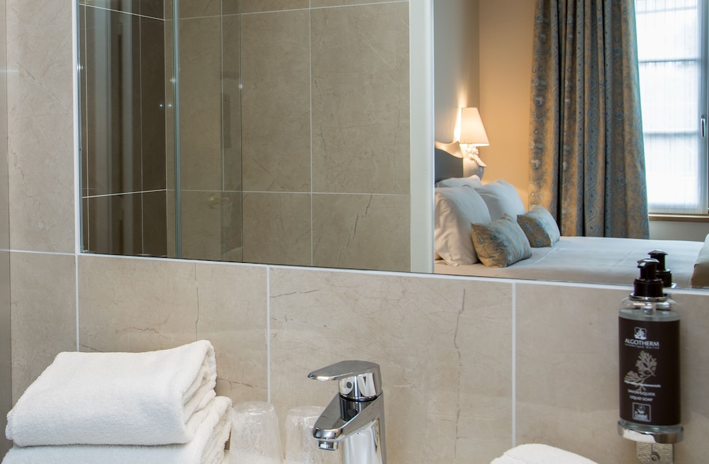 Le Relais Des Trois Chateaux 55/55