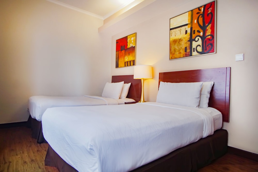 FAMILY SUITE, DELUXE