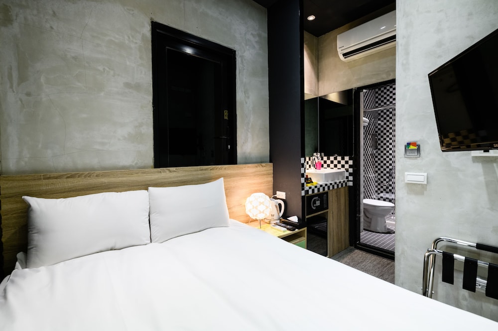 Colormix Hotel Hostel 25/47
