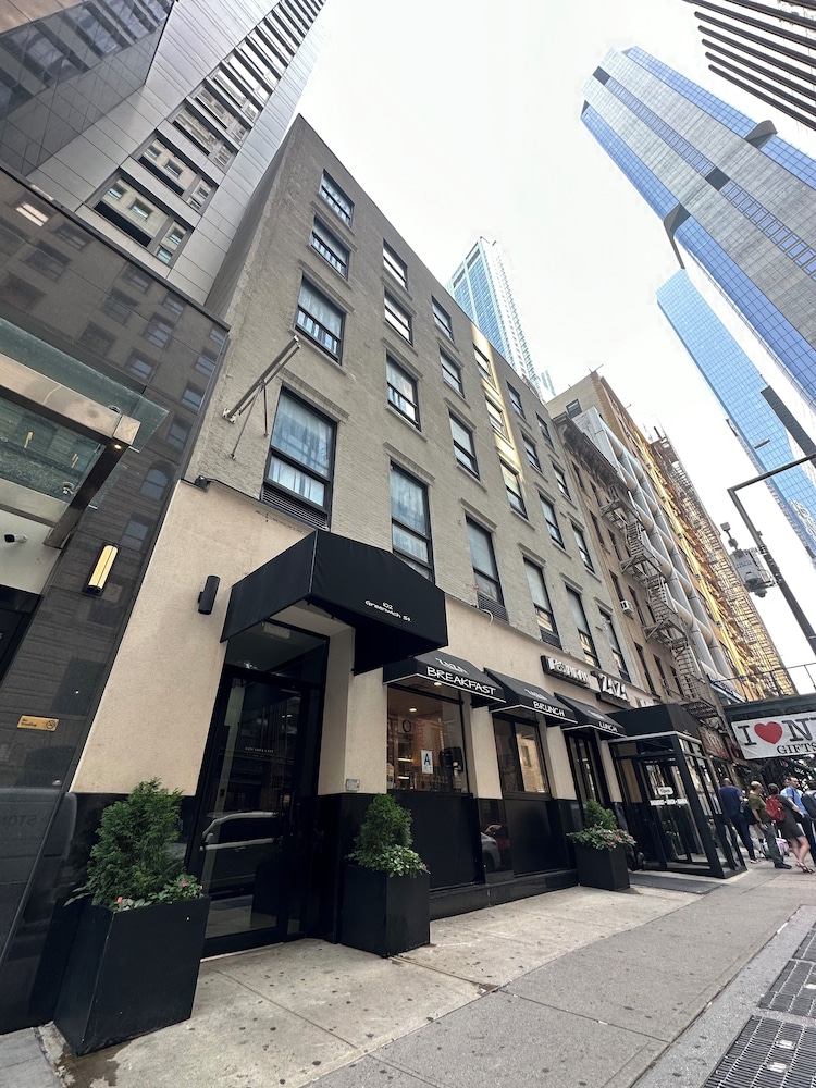 Tribeca Hotel FiDi 31/36