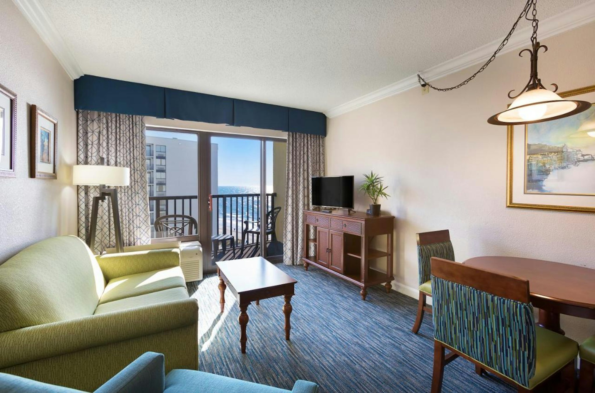 Sea Crest Oceanfront Resort 33/67