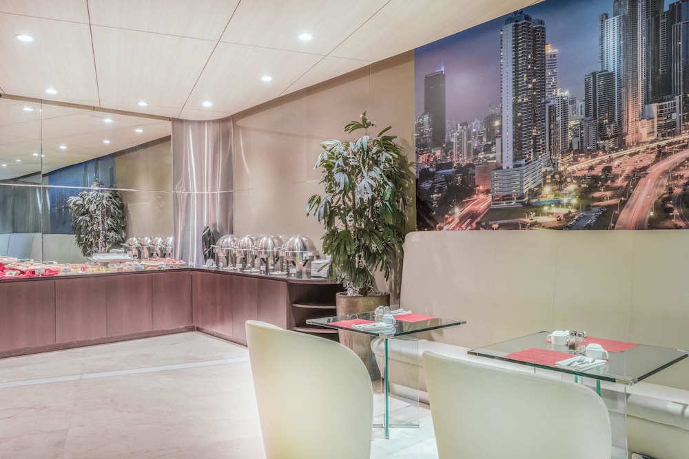 Tryp By Wyndham Panama Centro 54/62
