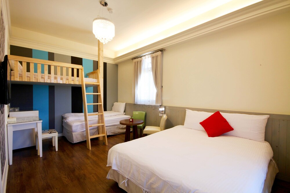 Ola B&amp;B 13/47