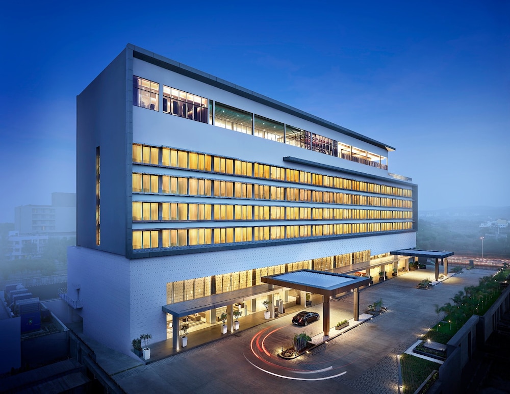 Vivanta Pune Hinjawadi (ex The Gateway Hotel Hinjawadi) 1/15