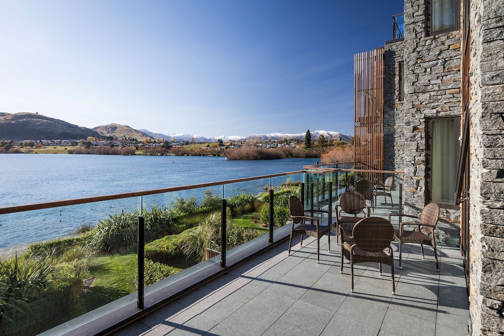 Hilton Queenstown Resort and Spa in Kawarau Falls