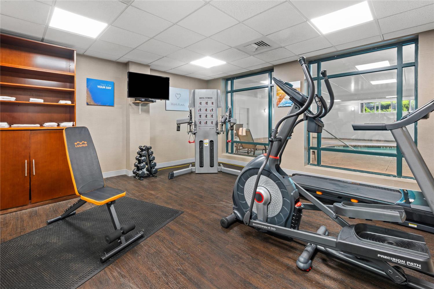 Comfort Suites Near Casinos 9/25