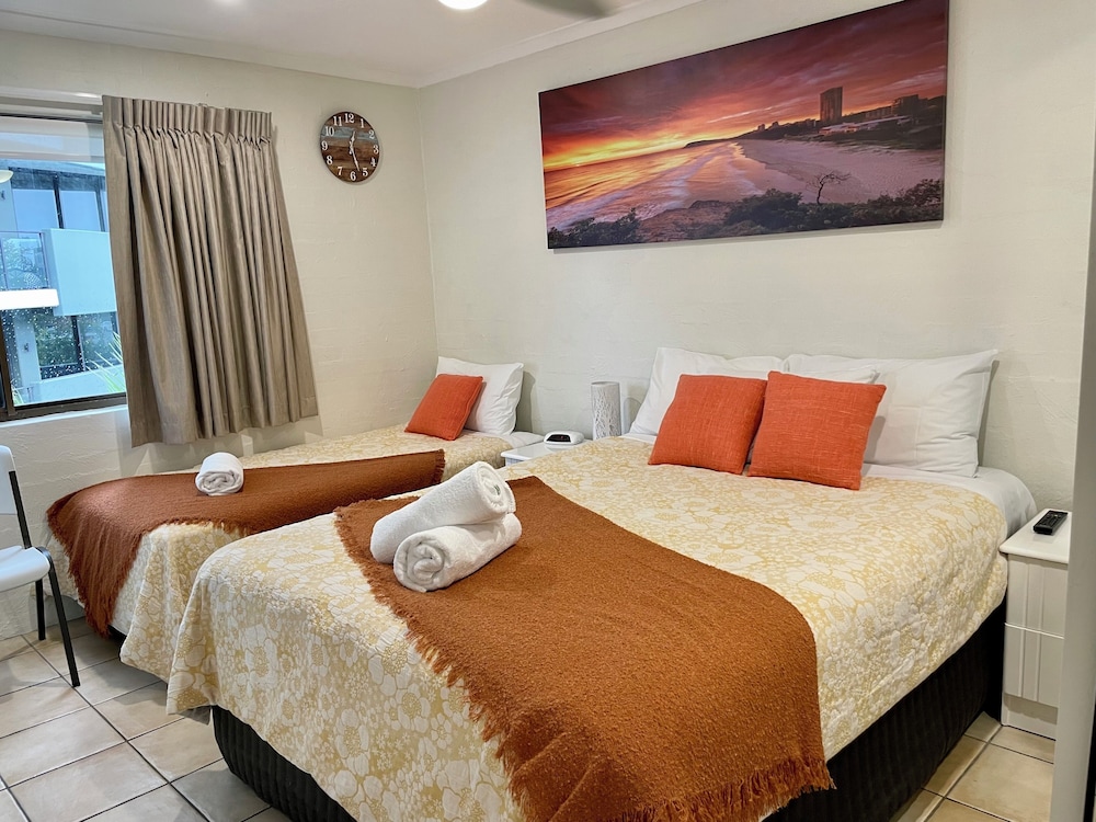 1 BEDROOM, APARTMENT