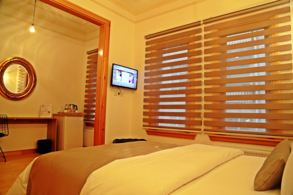 Belizia Hotel 35/61