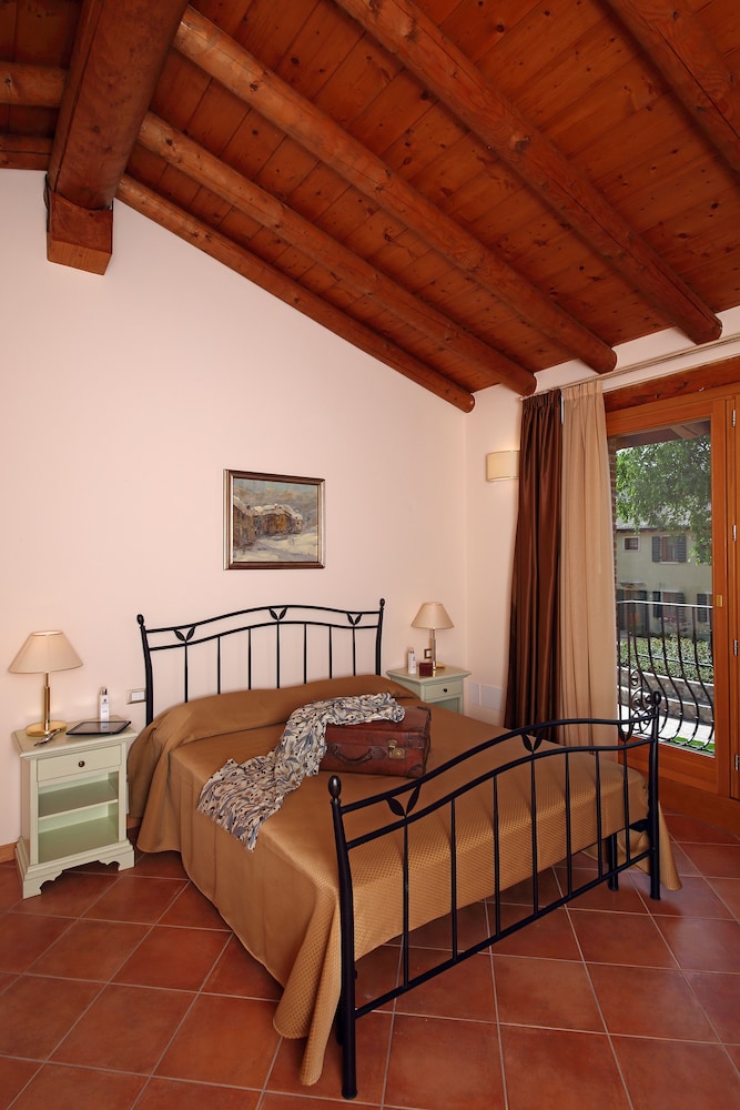 Residence Borgo Mondragon 10/44