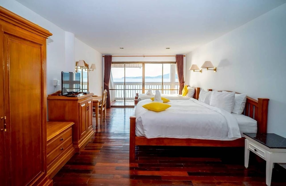Jansom Beach Resort 29/67