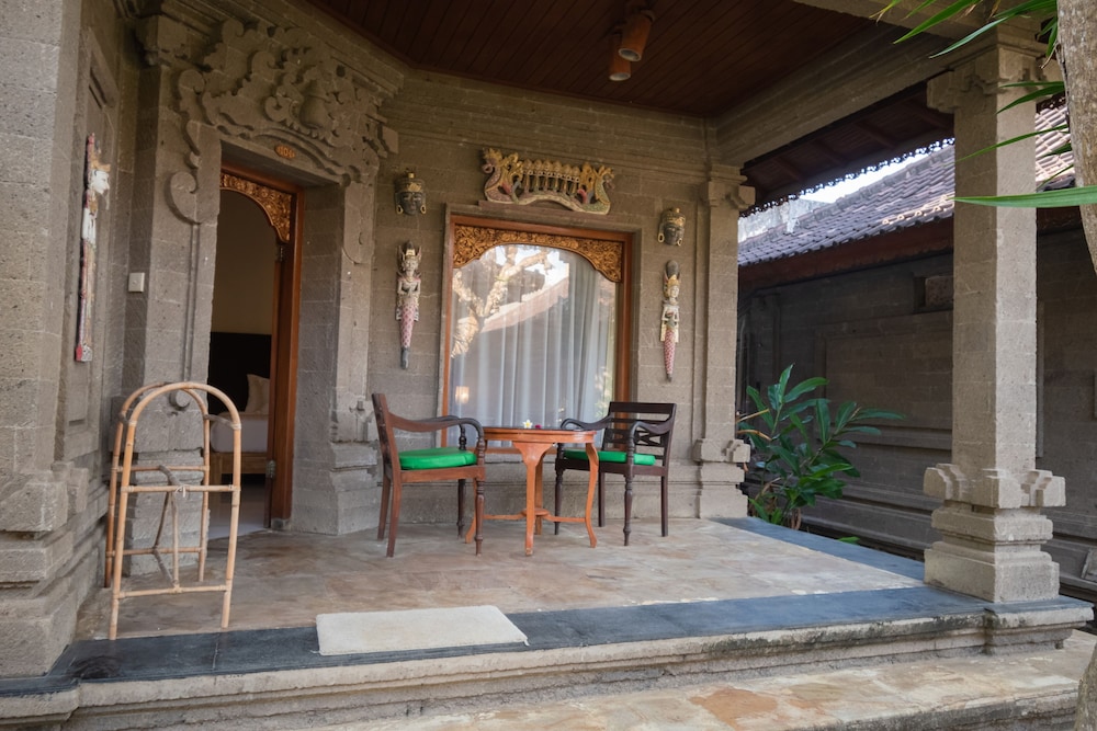 Geringsing Bungalows 30/50