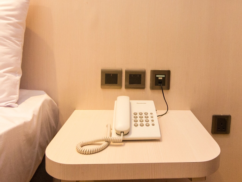 Blitz Hotel Batam Centre 34/37