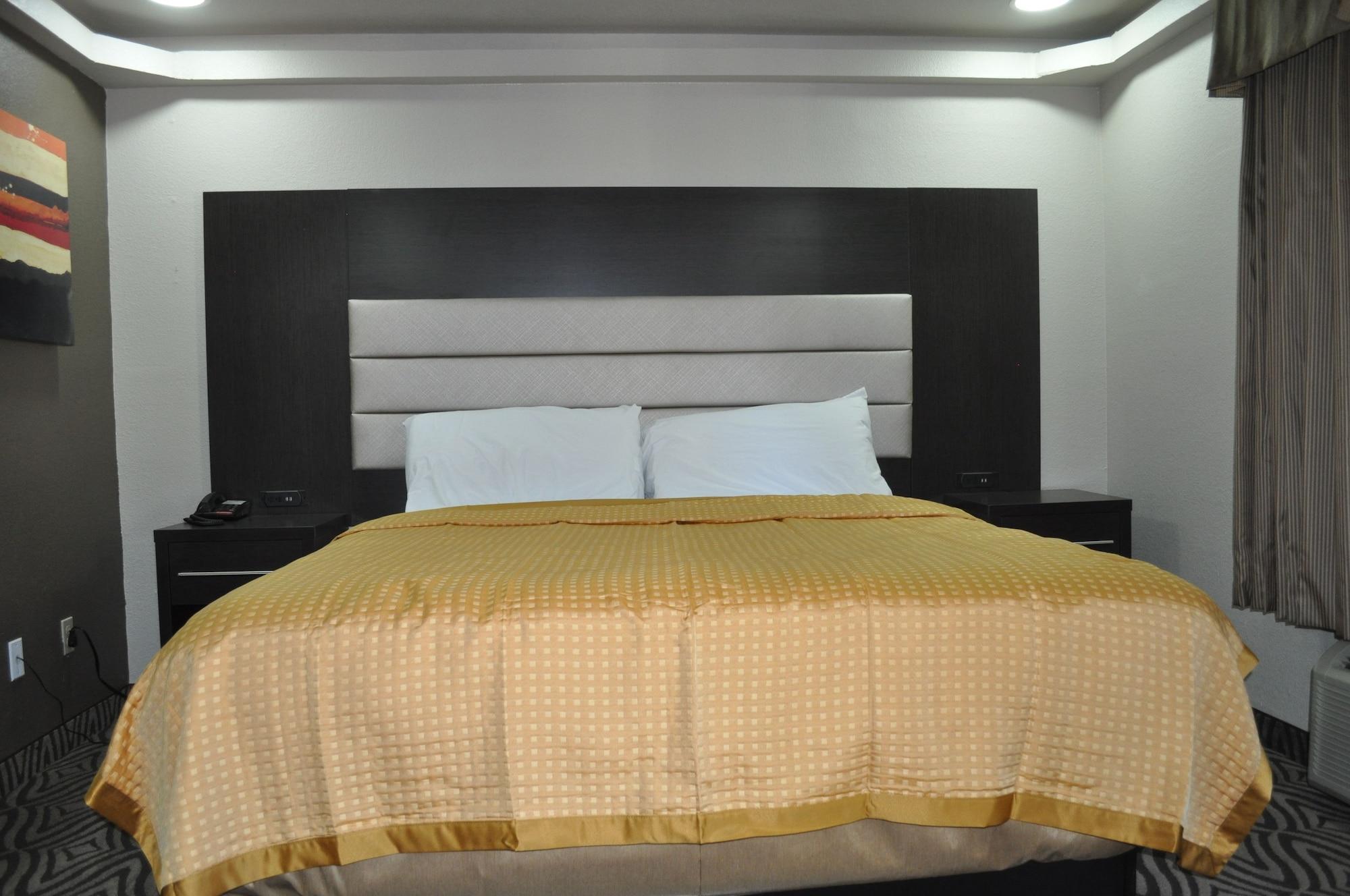 Downtown Suites Dallas 2/20