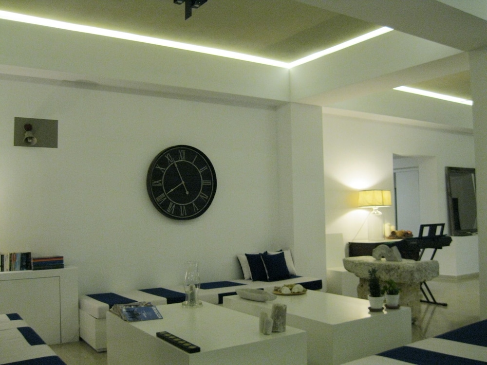 Apollon Hotel 12/28