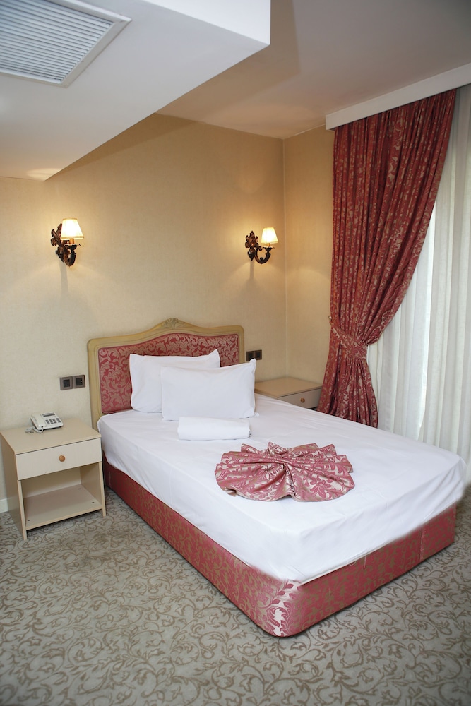 Deluxe Hotel Ganja 16/55