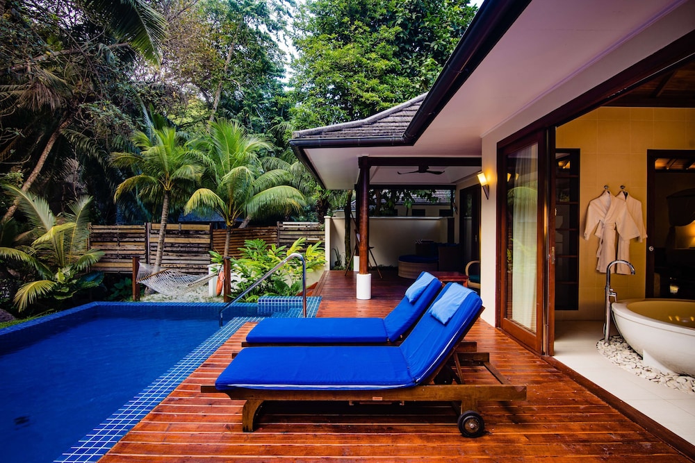 Seychelles Labriz Resort and Spa 12/79