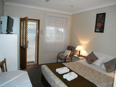 BONDI MOTEL 5/21