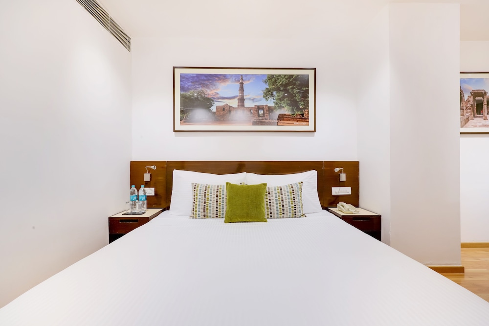 Lemon Tree Premier 1 Leisure Valley Gurugram 18/60