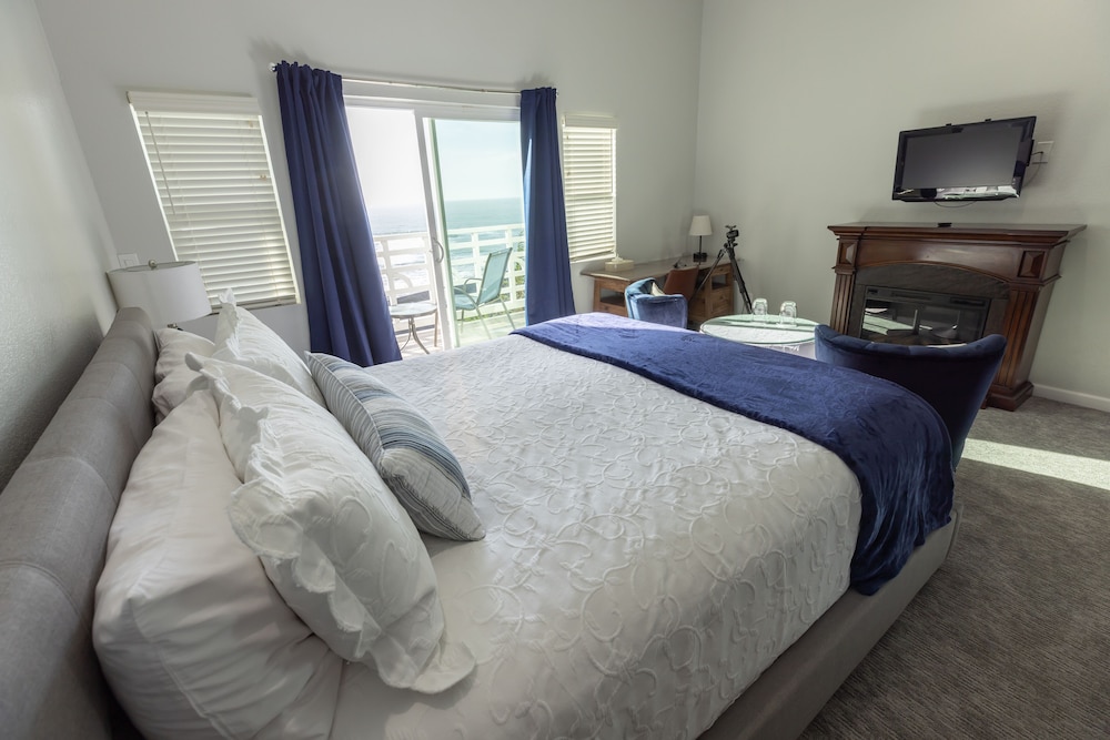 Spectacular, King Bed, Top Floor، Wharf Master's Inn 2/6