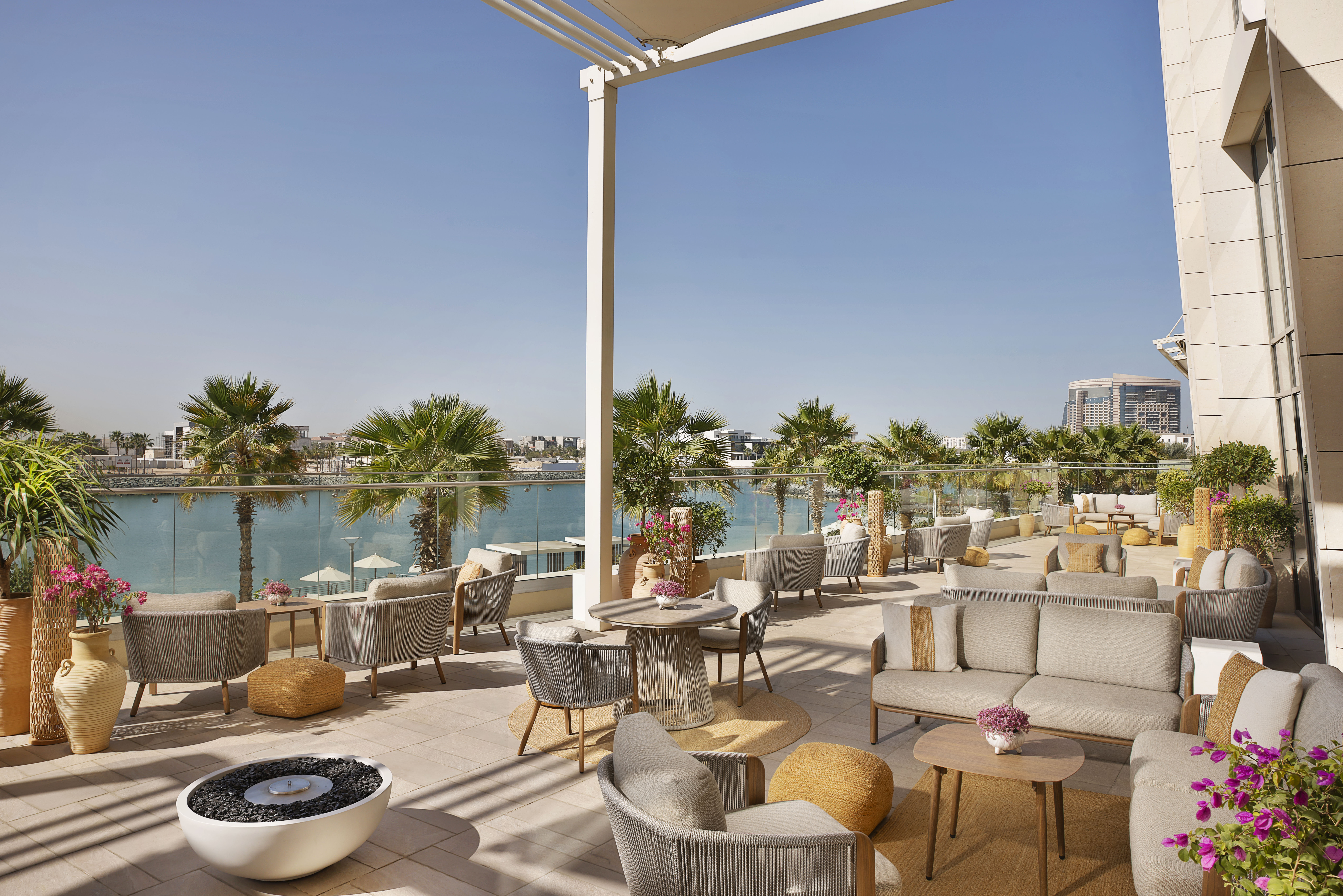 INTERCONTINENTAL ABU DHABI RESIDENCE 36/65