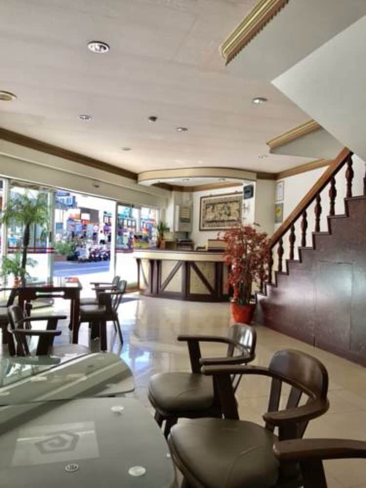 Minren Hotel 15/26