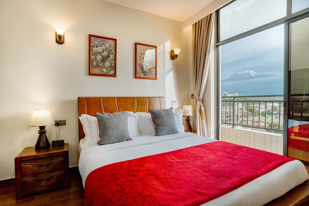 Kibo Moshi Palace Hotel 16/53