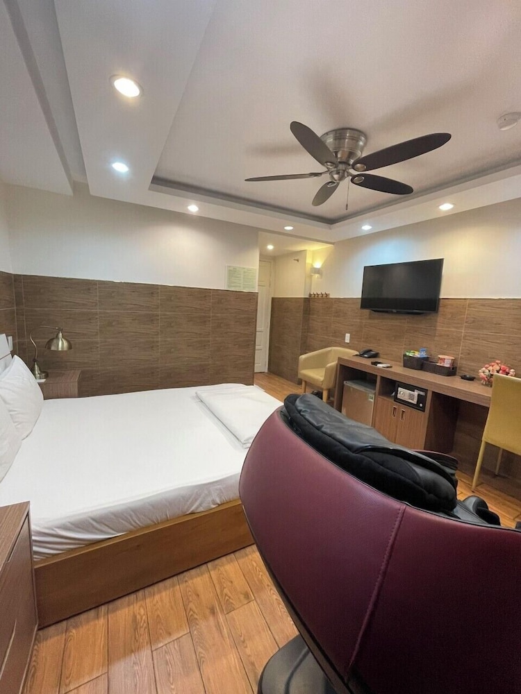 Binh An Hotel 13/24
