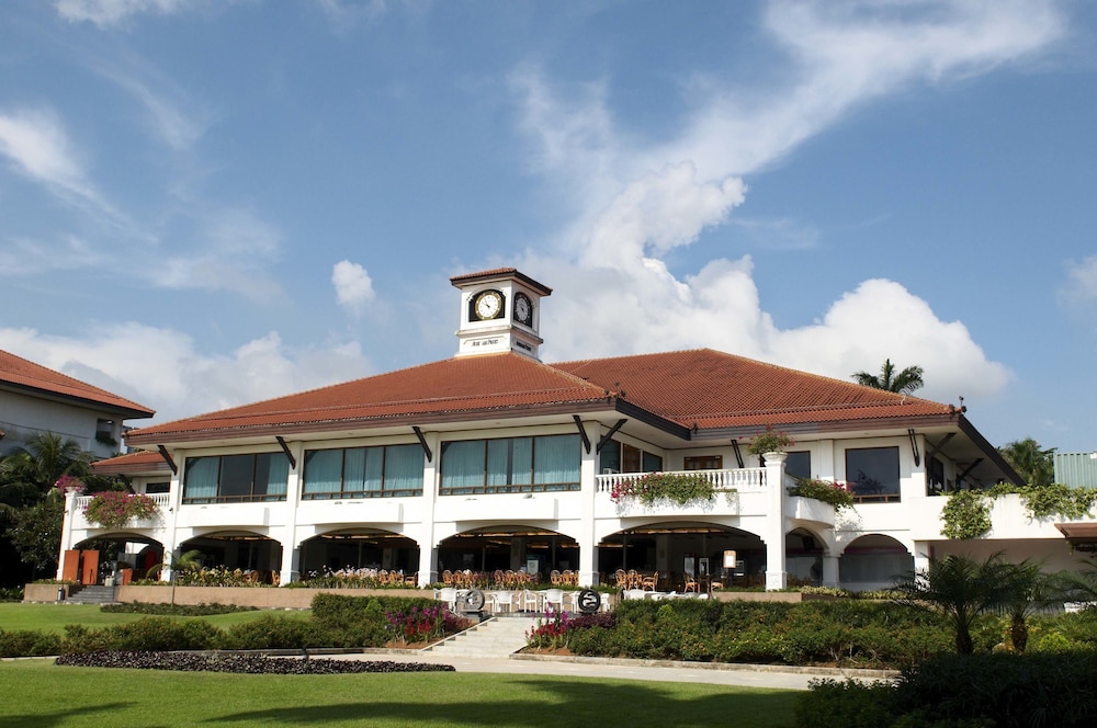 Orchid Country Club 4/64