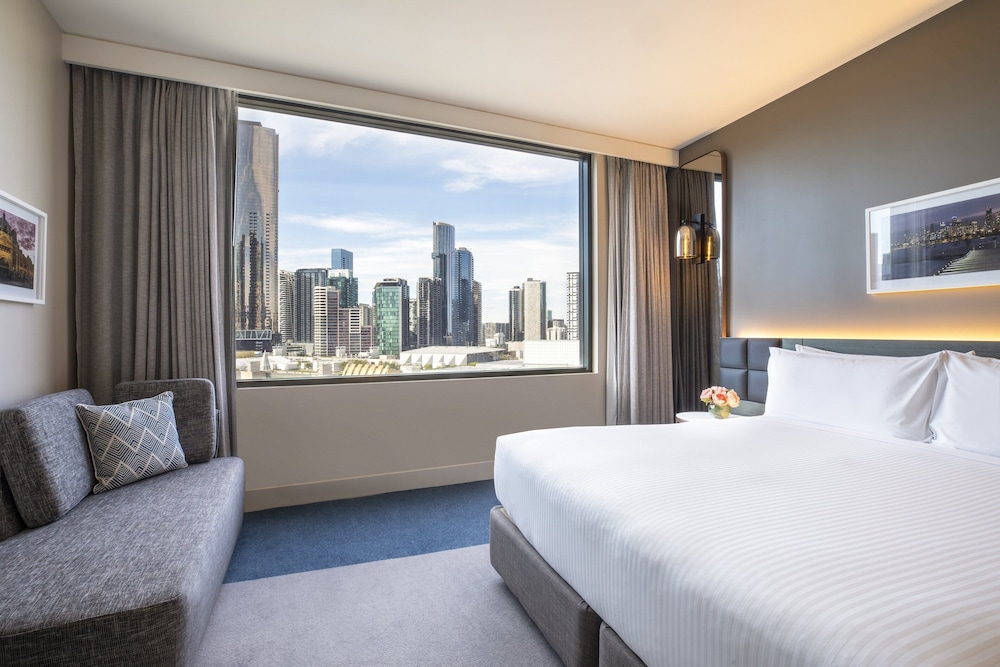 Crowne Plaza Hotel Melbourne 20/72