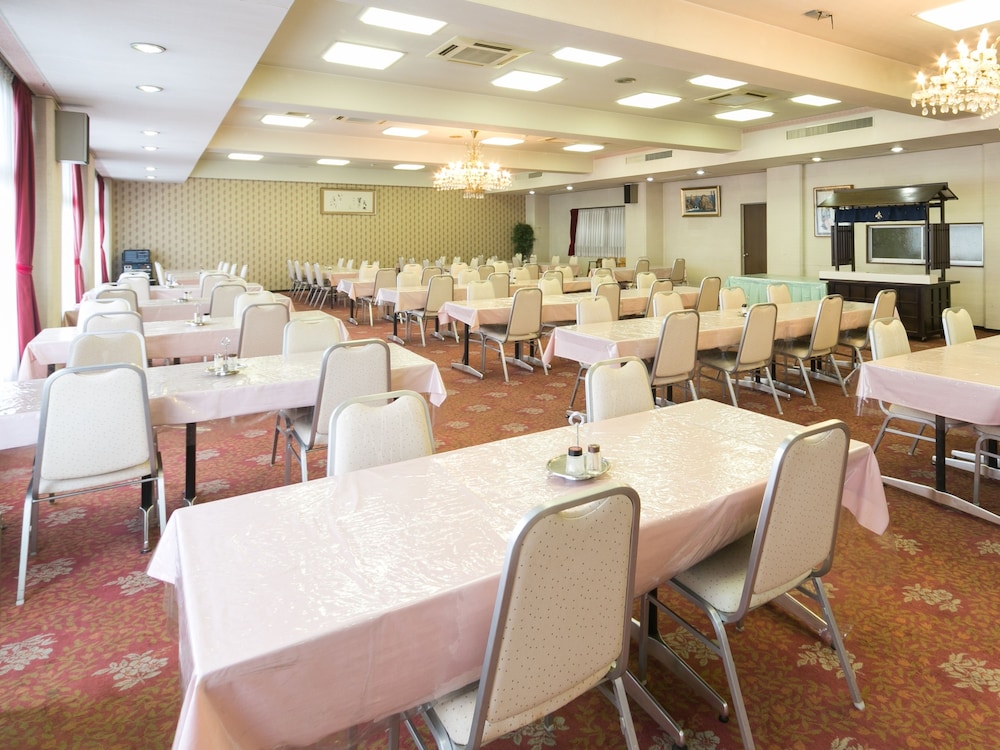 Riverside Hotel Shoei 52/66