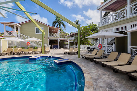 Pineapple Beach Club - Adults Only 38/40