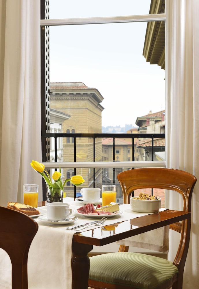 Hotel Pendini 63/70