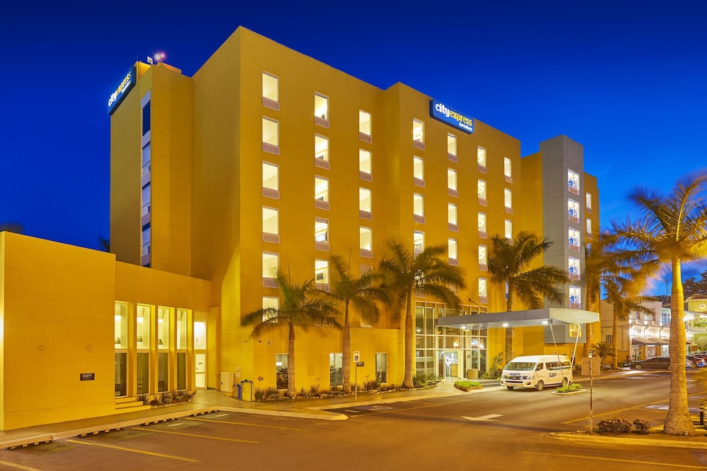 City Express by Marriott Tampico 4/65