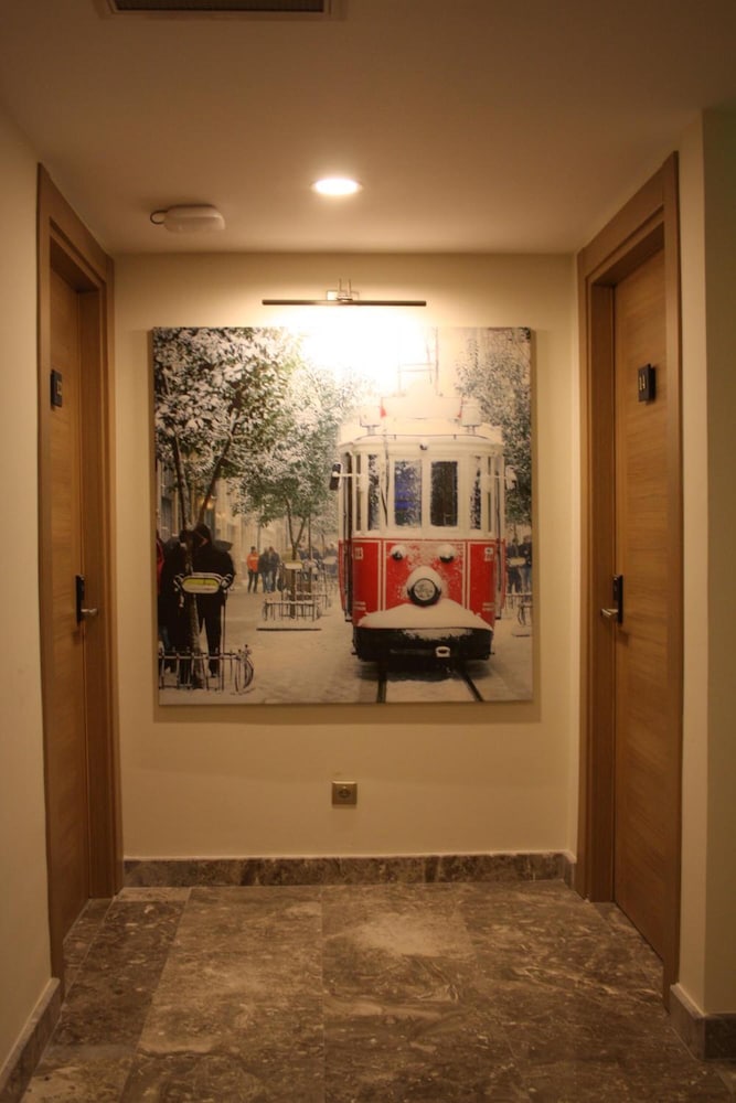 Endless Comfort Hotel Taksim 12/48