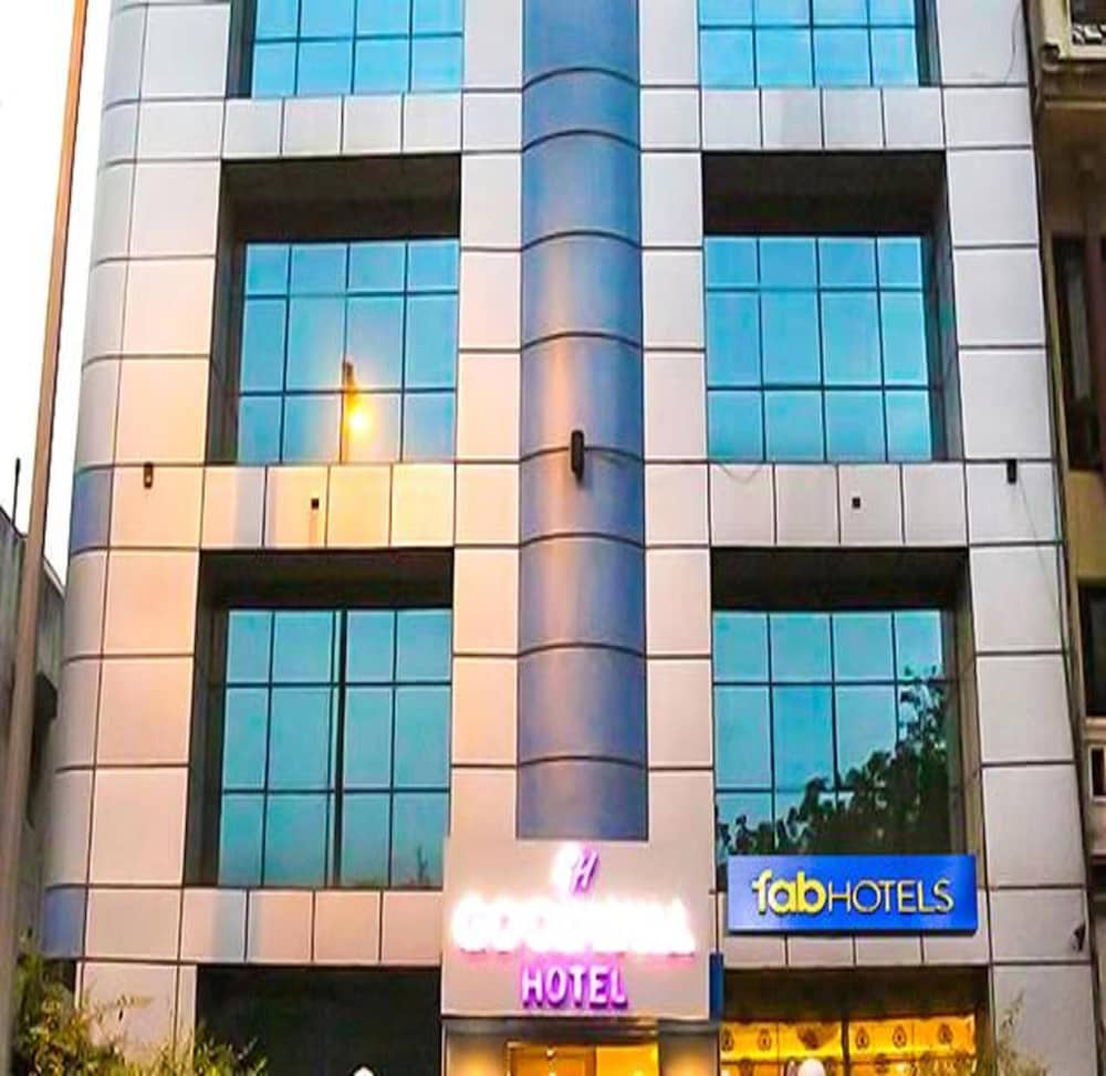 Velvet Apple Hotels 2/34